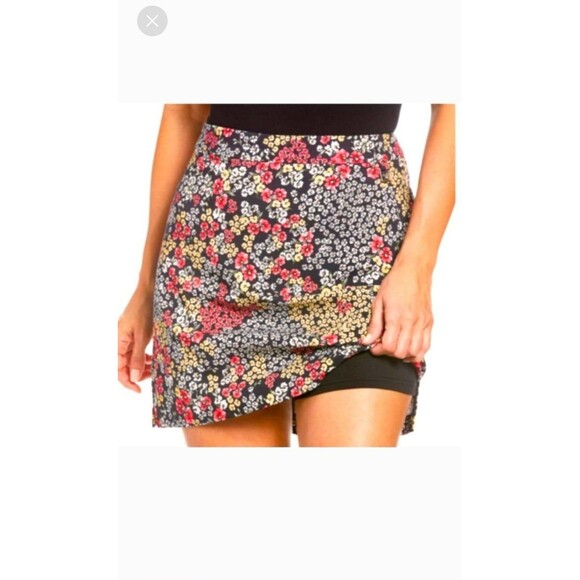 Rafaella Skort Womens Size 2X Floral Golf Tennis - Picture 8 of 10